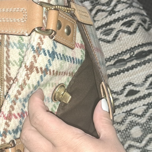 COACH WOOL/LEATHER PLAID SHOULDER BAG - Picture 16 of 17